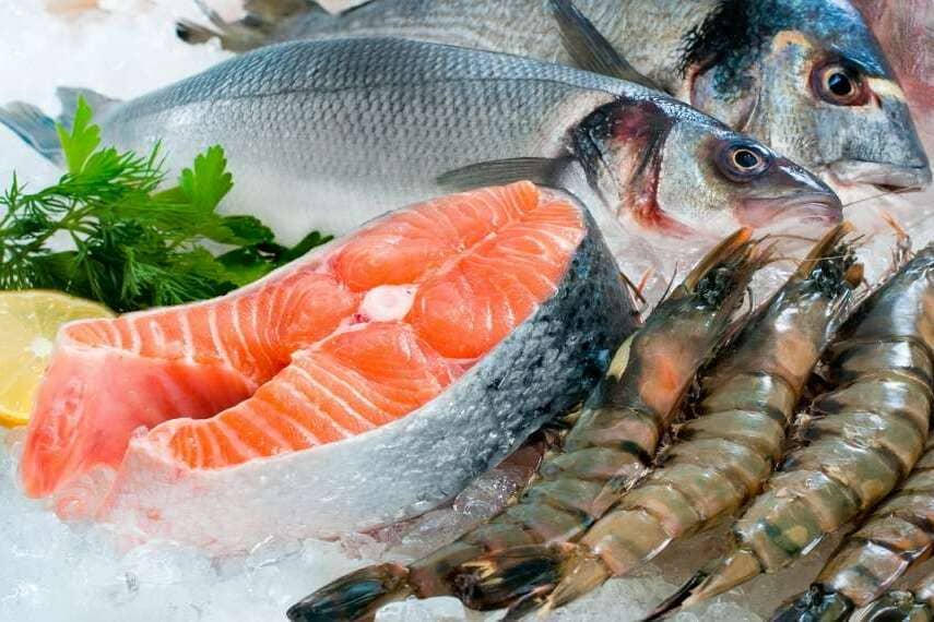 Рыба и натуральные морепродукты полезны для волос